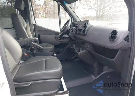 2024 Mercedes-Benz Sprinter 2500 Standard Roof 4-Cyl Diesel из США, поврежденный, VIN W1W4KBHY7RT175475